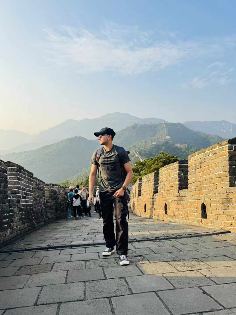 PrimeLink team member at the Mutianyu Great Wall